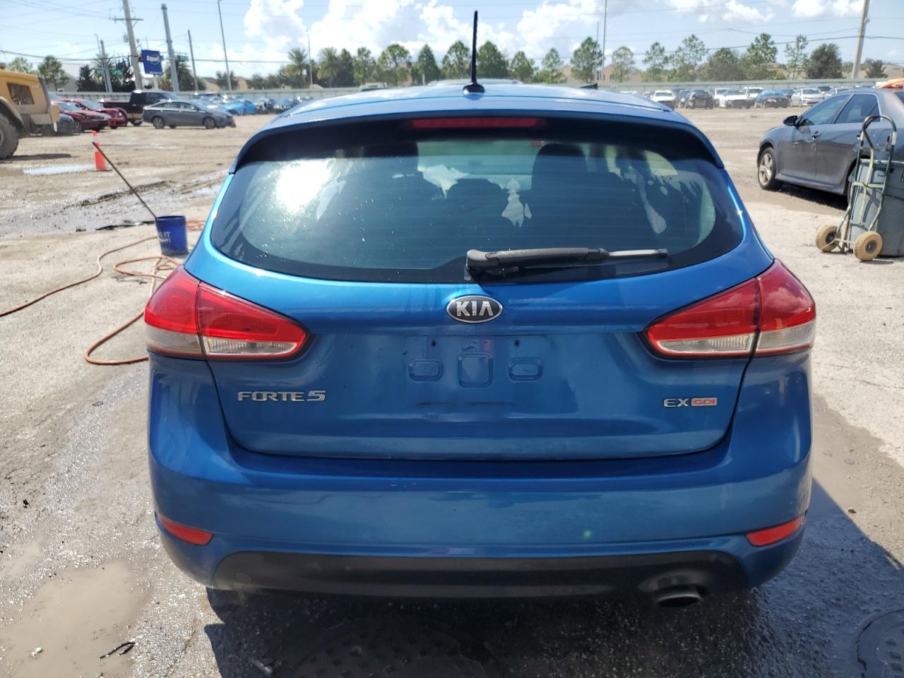 KNAFX5A8XF5322824 2015 Kia Forte Ex