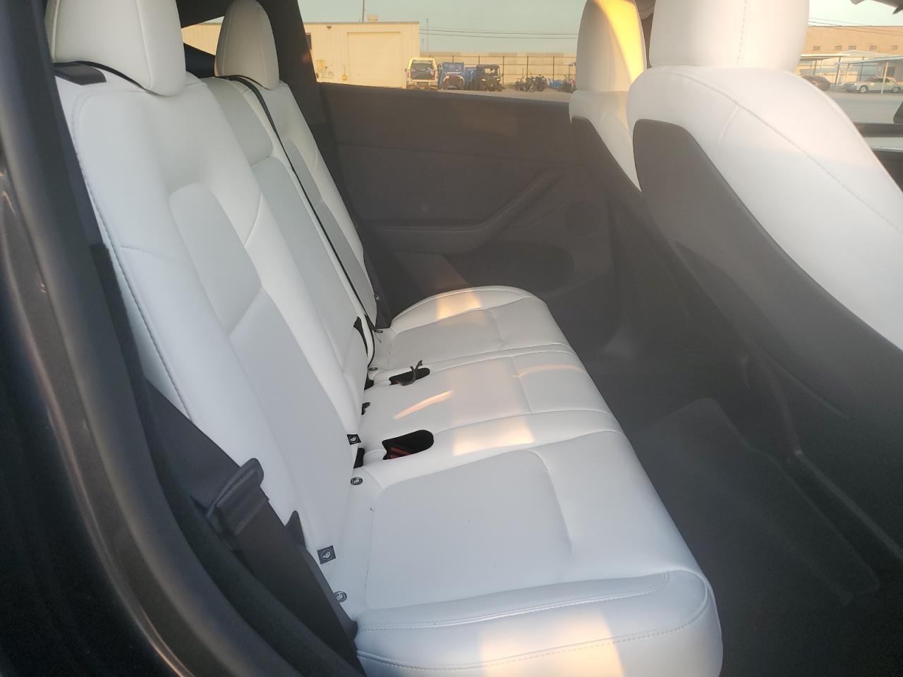 7SAYGDED2RA322753 2024 Tesla Model Y