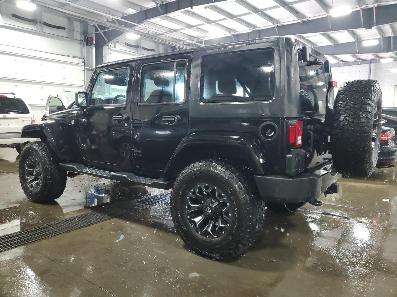 2017 Jeep Wrangler Unlimited Sahara VIN: 1C4BJWEG3HL547997 Lot: 71821754