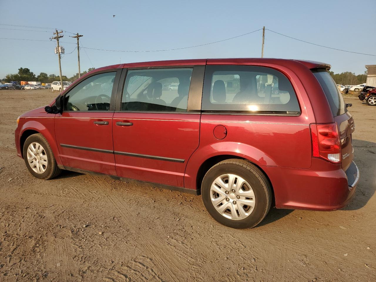 VIN 2C4RDGBG9GR195725 2016 DODGE CARAVAN no.2