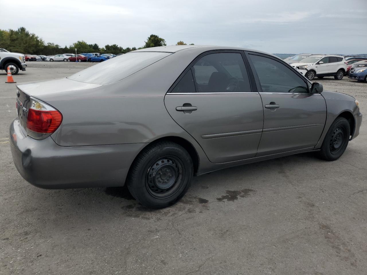 4T1BE32KX5U534421 2005 Toyota Camry Le