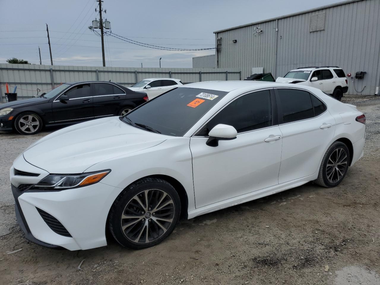 4T1B11HK8KU254595 2019 TOYOTA CAMRY - Image 1