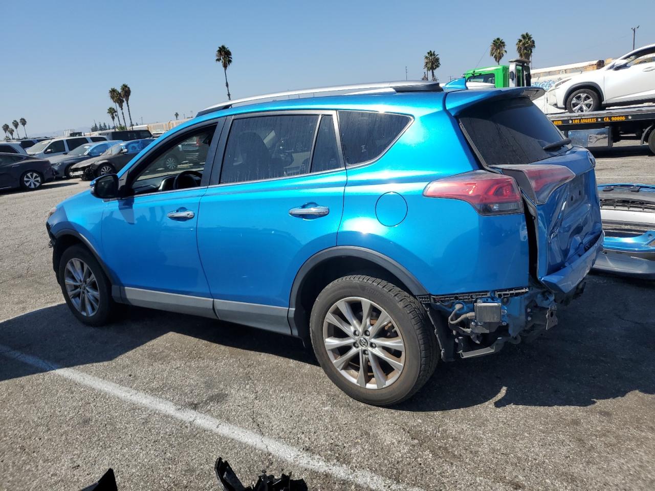 JTMYFREV6HD094965 2017 TOYOTA RAV 4 - Image 2