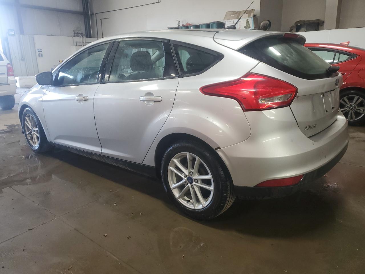 1FADP3K21HL231163 2017 FORD FOCUS - Image 2