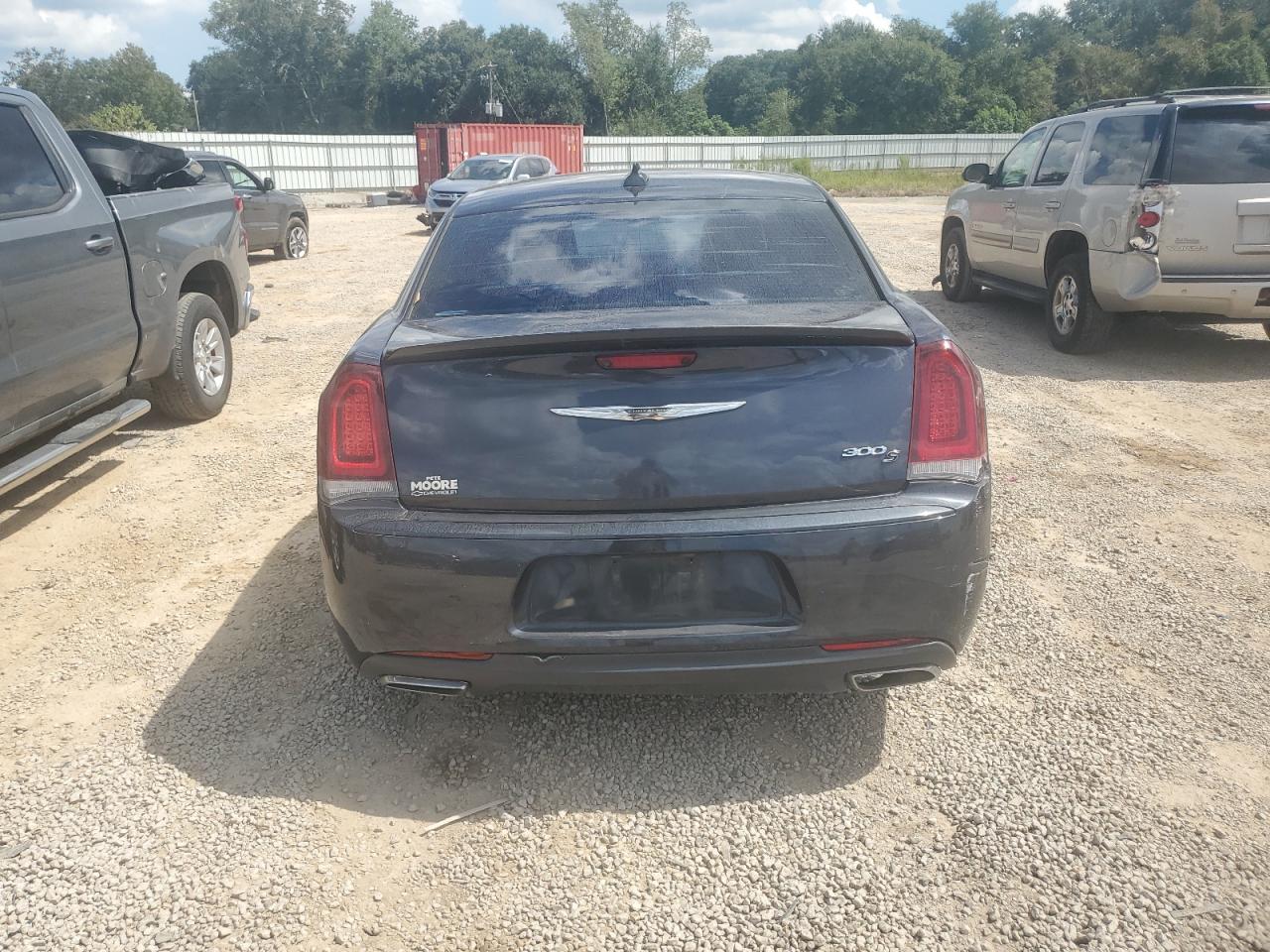 2C3CCABGXGH238680 2016 Chrysler 300 S