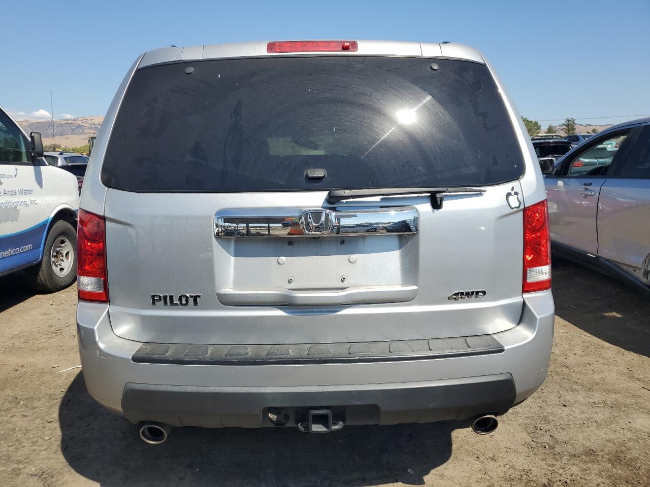 2011 Honda Pilot Exln VIN: 5FNYF4H76BB018548 Lot: 72089294