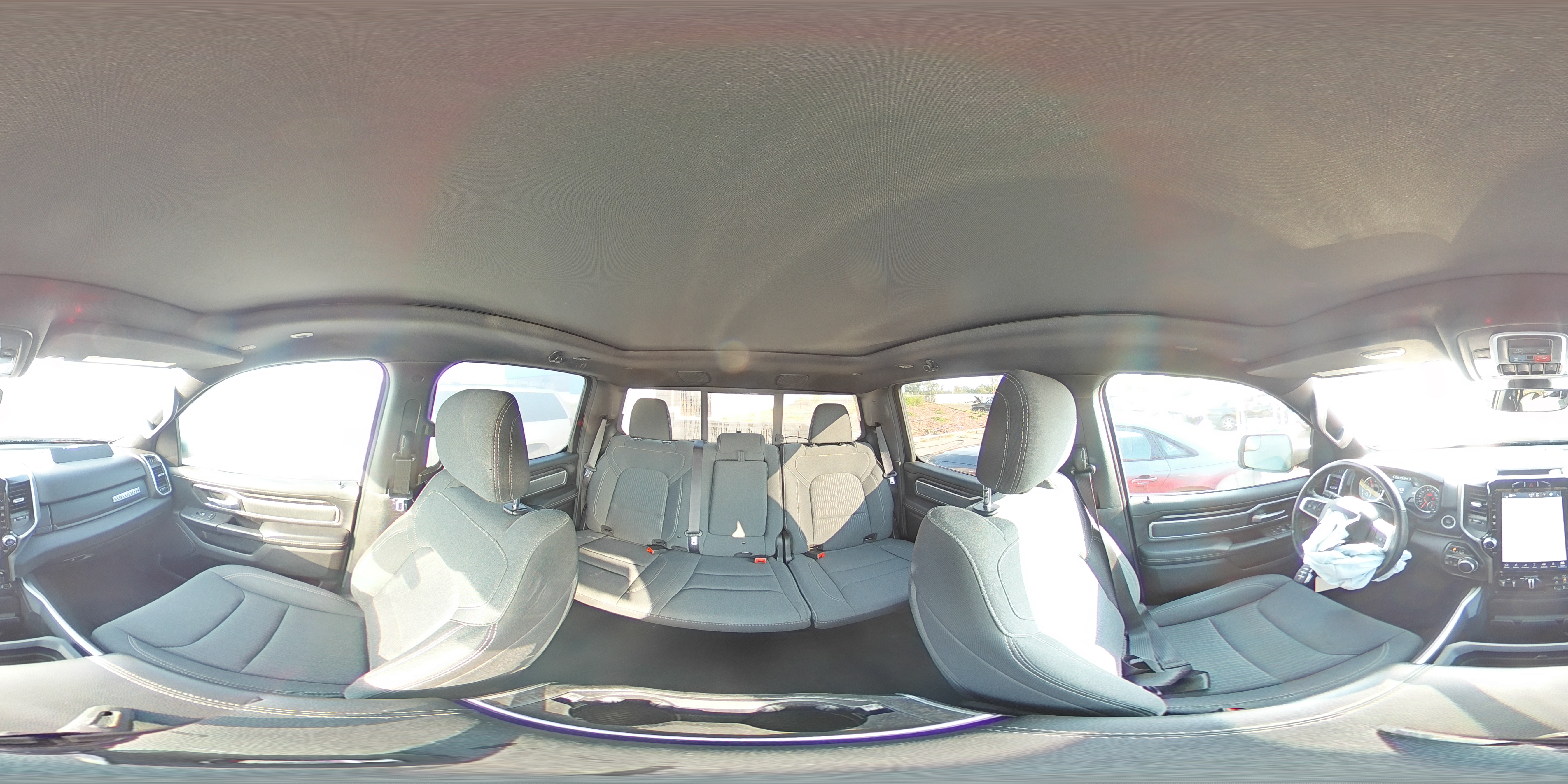 2022 RAM 1500 - Image 14