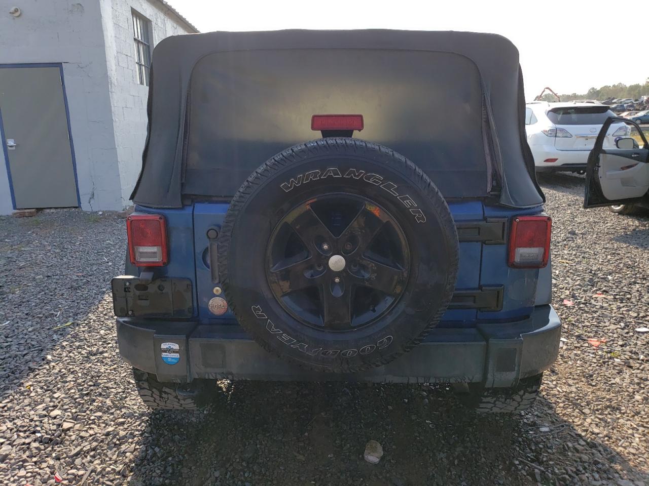 2010 Jeep Wrangler Sport VIN: 1J4AA2D12AL112356 Lot: 71113434