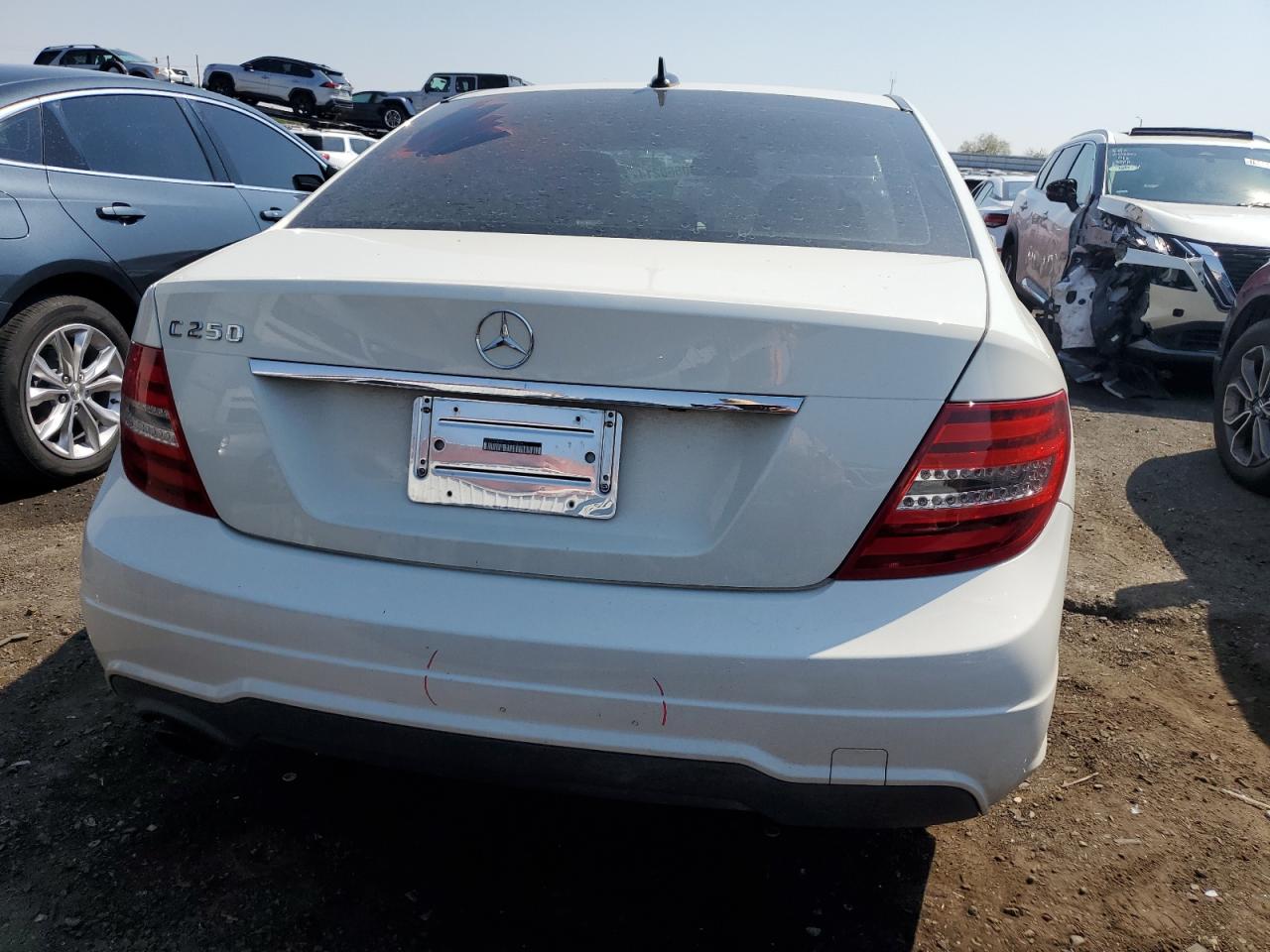 2012 Mercedes-Benz C 250 VIN: WDDGF4HB1CR223678 Lot: 70060214