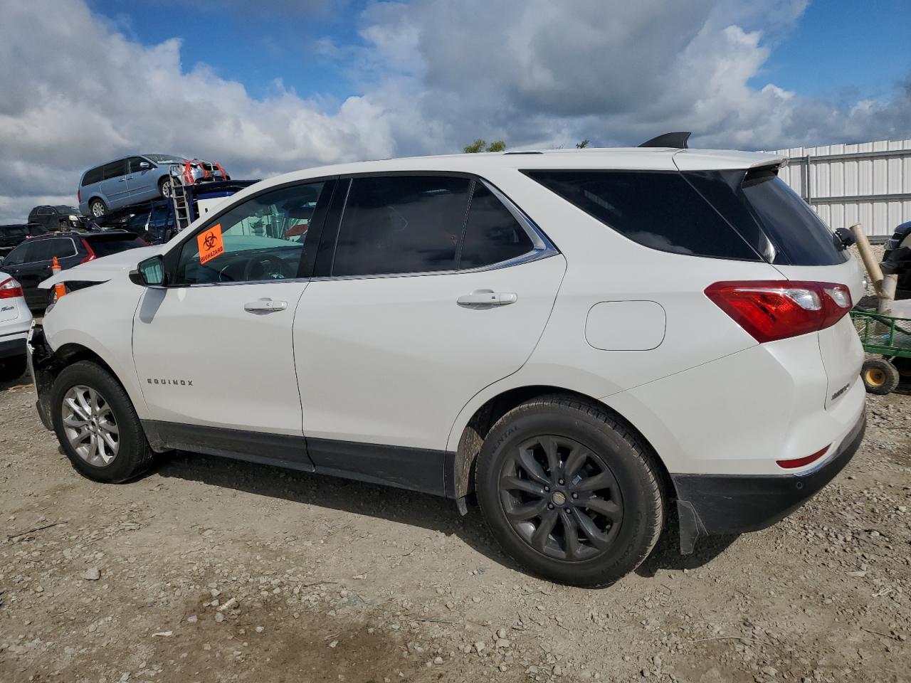 2GNAXJEV9J6134578 2018 CHEVROLET EQUINOX - Image 2