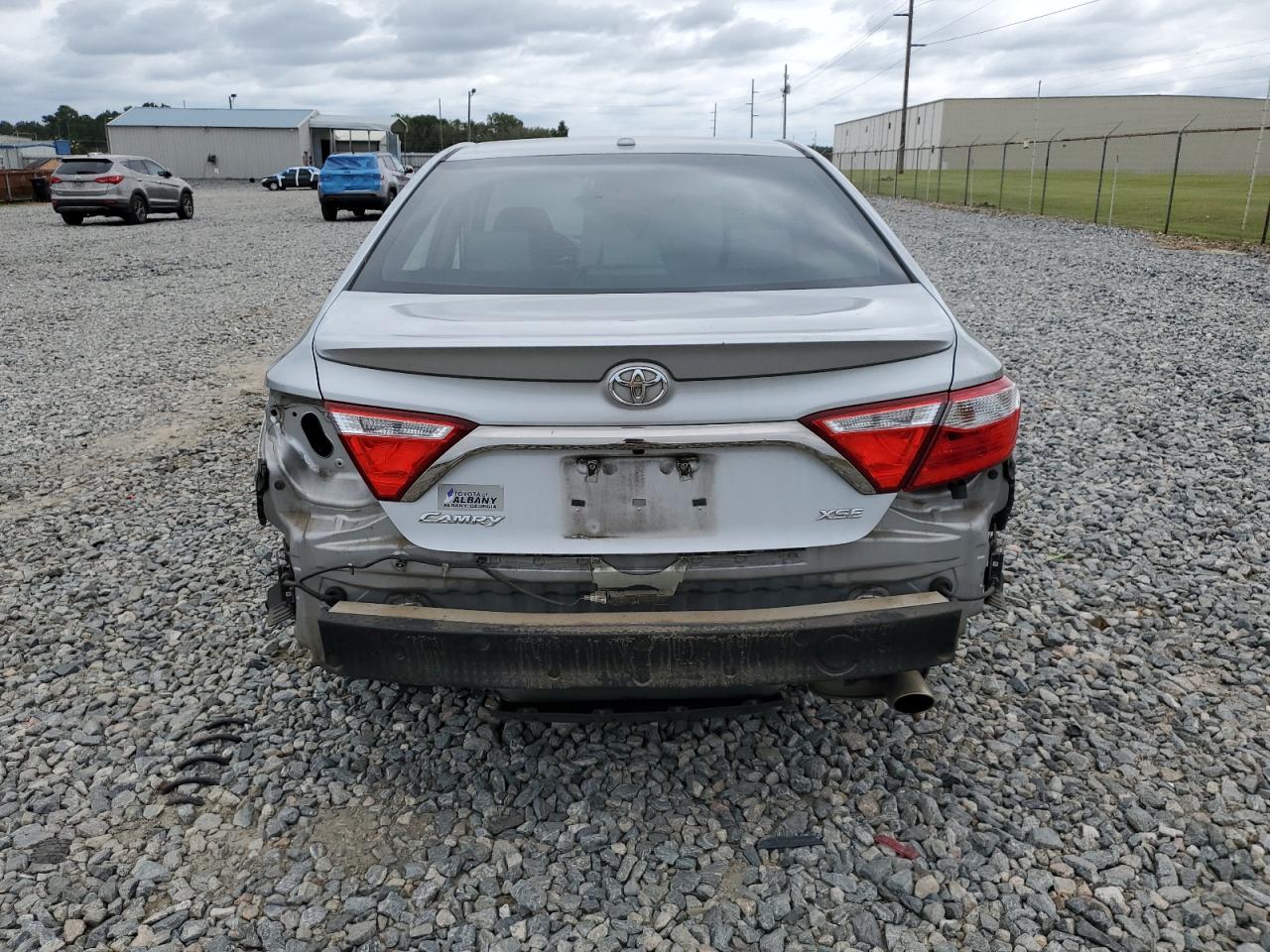 4T1BF1FK6GU600574 2016 Toyota Camry Le