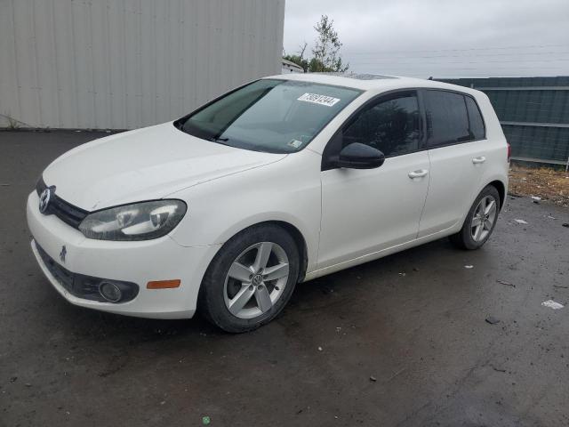 2013 Volkswagen Golf 