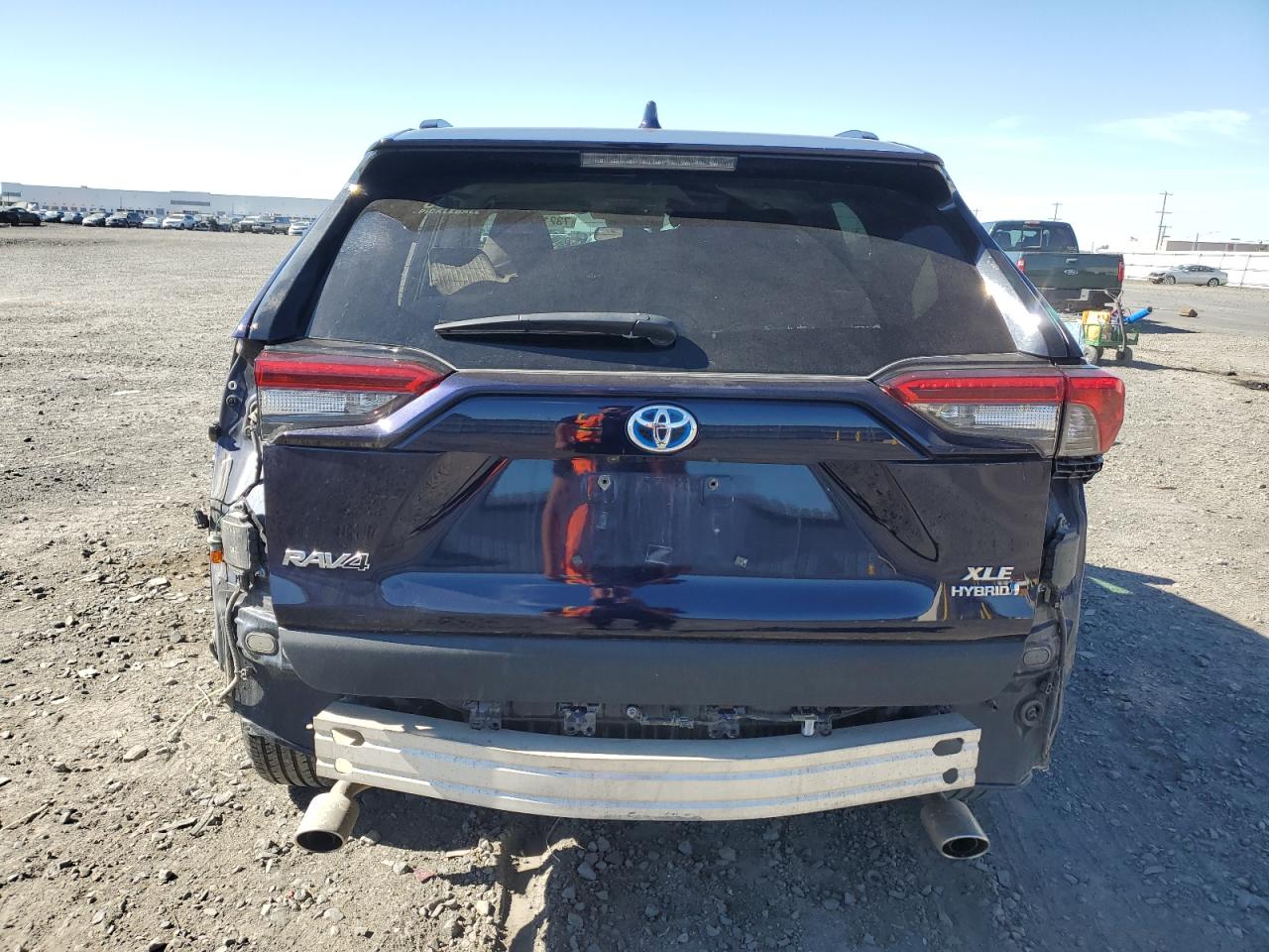 2020 Toyota Rav4 Xle VIN: 4T3R6RFVXLU005199 Lot: 73213284