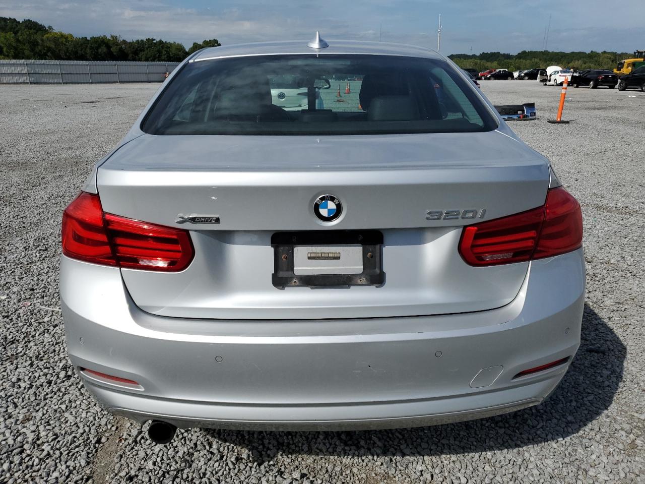 WBA8E5G59GNT41930 2016 BMW 320 Xi