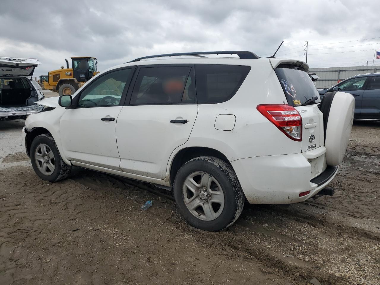 2011 Toyota RAV 4 - Image 2