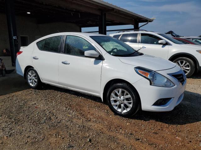  NISSAN VERSA 2016 Білий