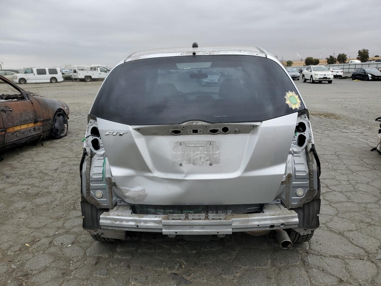 2013 Honda Fit Sport VIN: JHMGE8H51DC004494 Lot: 71428654