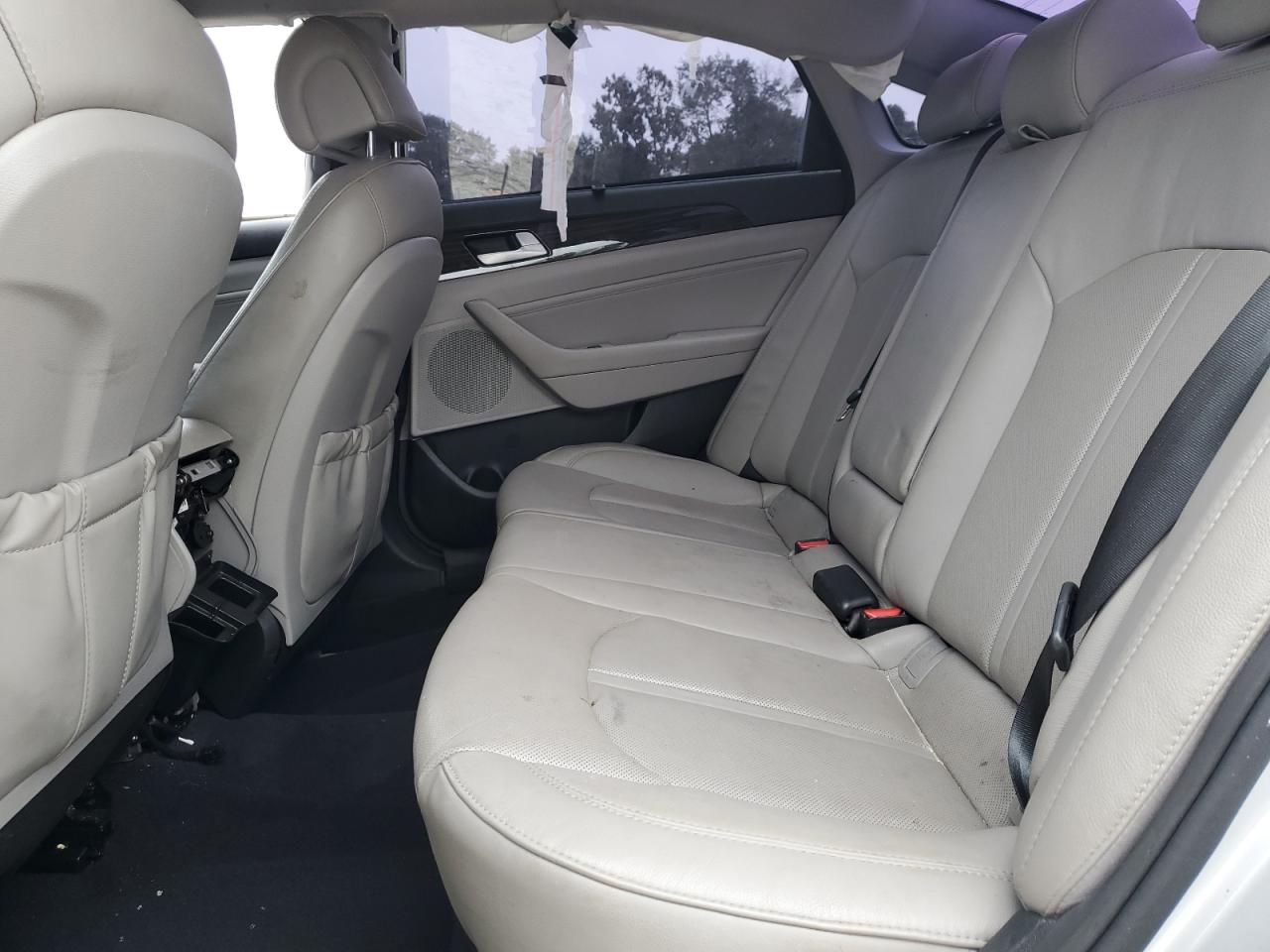2015 Hyundai Sonata - Image 10