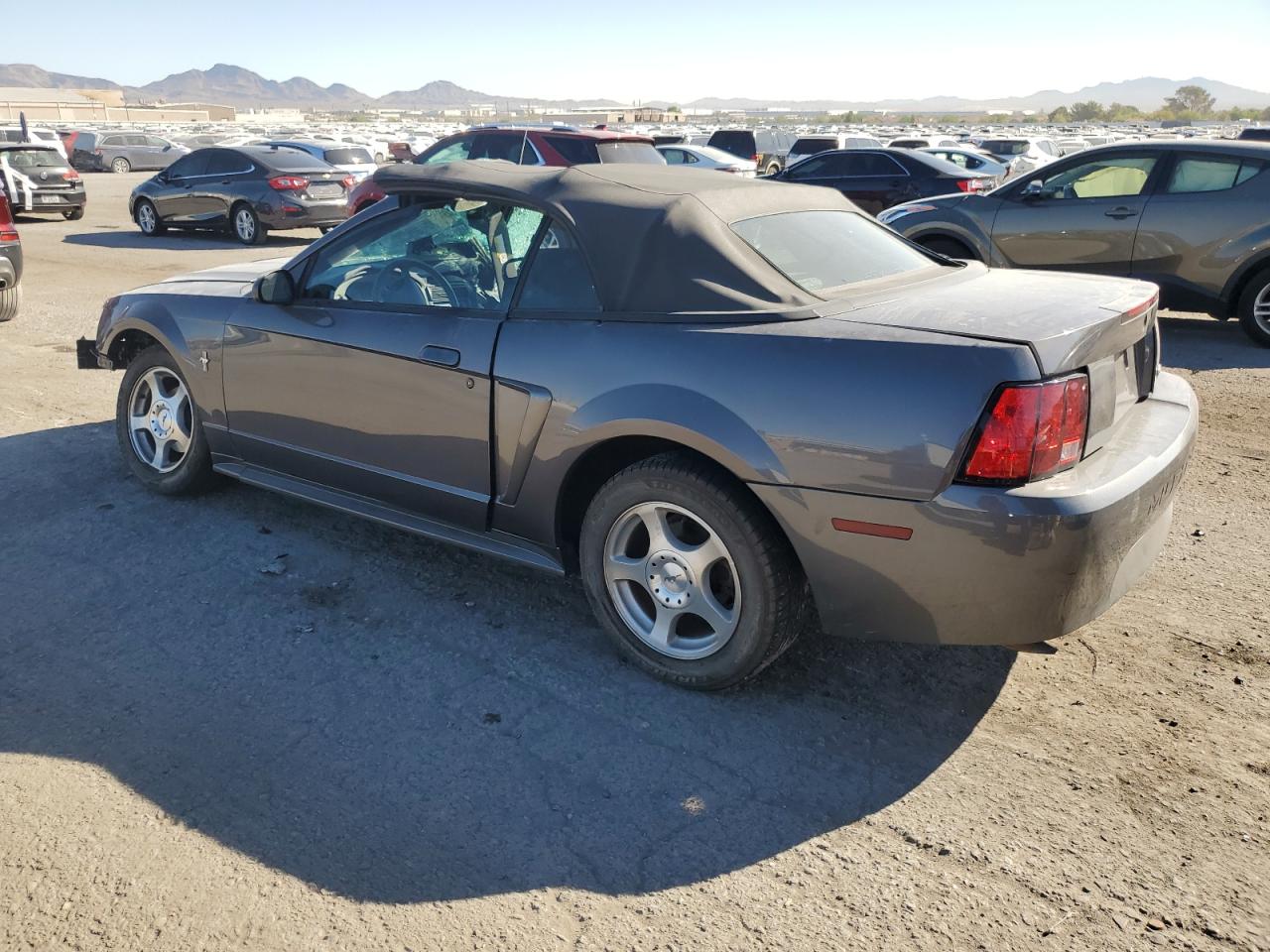 2003 Ford Mustang - Image 2