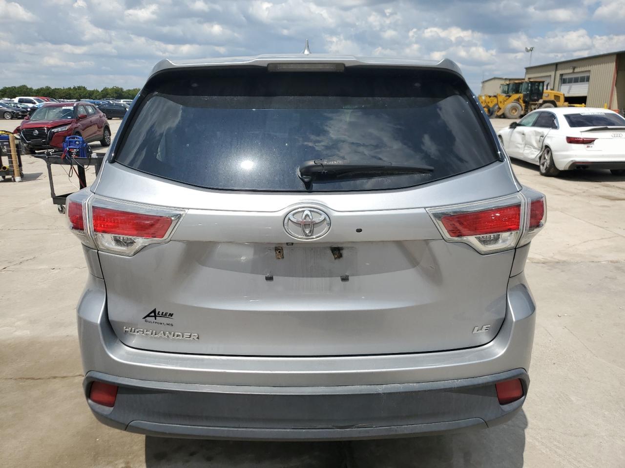 2016 Toyota Highlander Le VIN: 5TDZKRFHXGS179691 Lot: 70662314