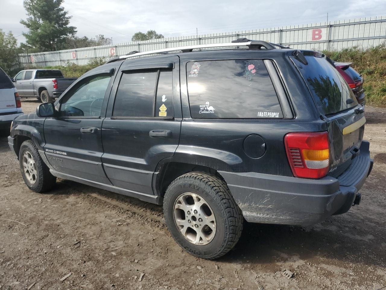 2003 Jeep Grand Cherokee - Image 2