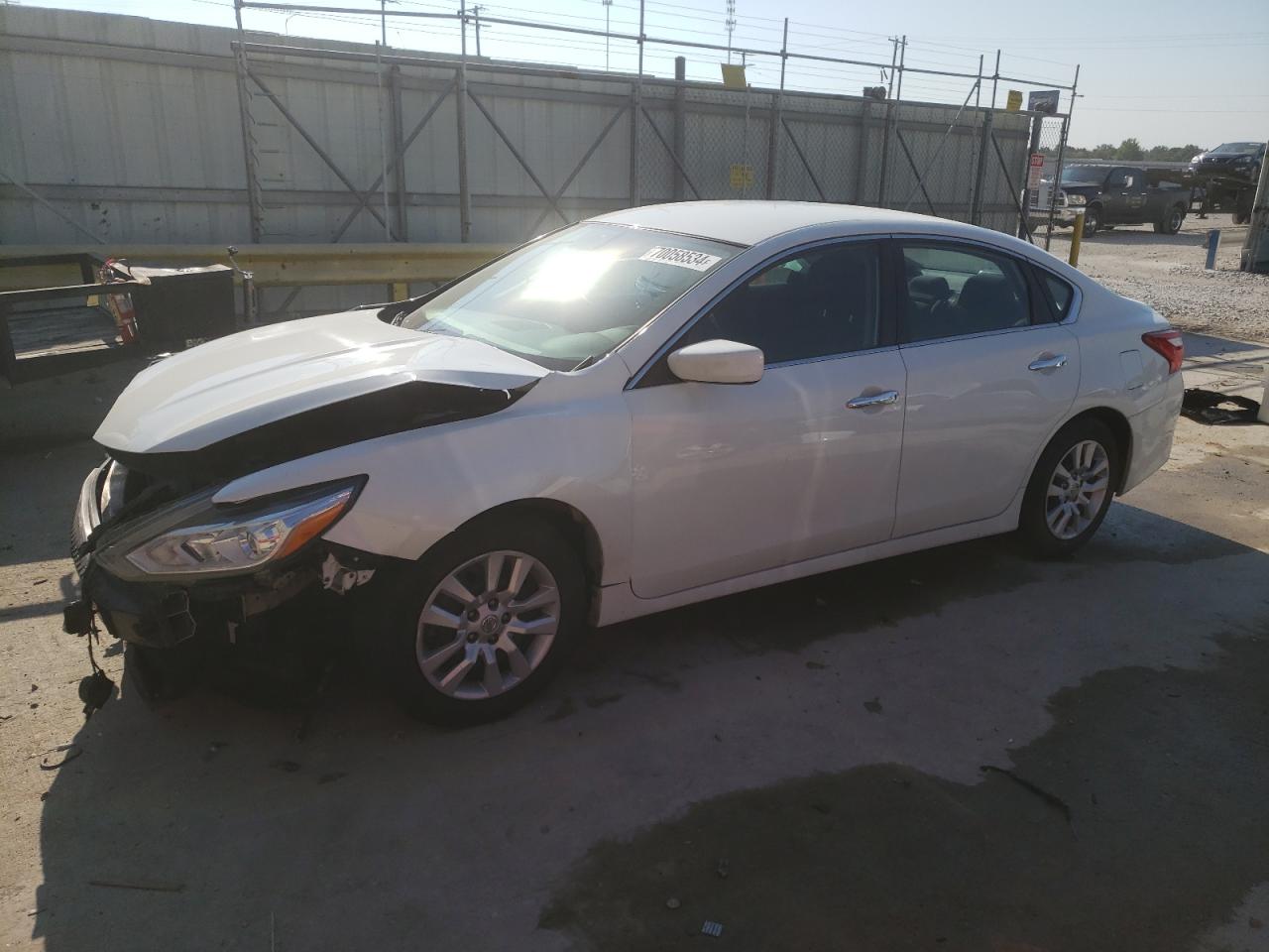 1N4AL3AP8GC157153 2016 NISSAN ALTIMA - Image 1