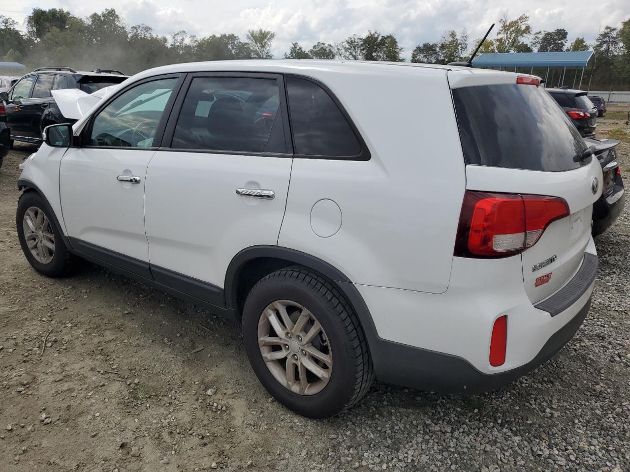 2014 Kia Sorento - Image 2