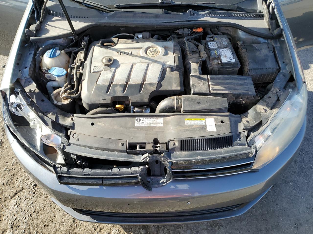 3VWPL7AJXEM607689 2014 Volkswagen Jetta Tdi