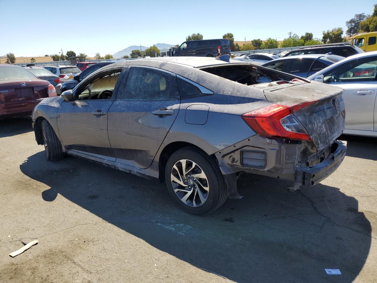 2HGFC2F75JH524681 2018 HONDA CIVIC - Image 2