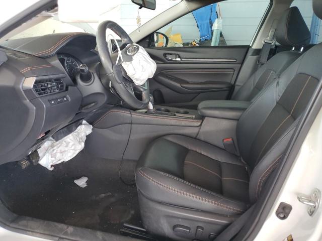 1N4BL4CV4NN336636 Nissan Altima SR 7