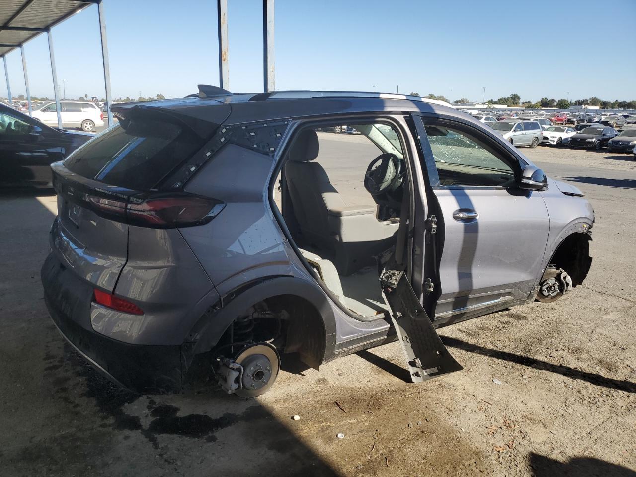 VIN 1G1FZ6S07P4138470 2023 CHEVROLET BOLT no.3