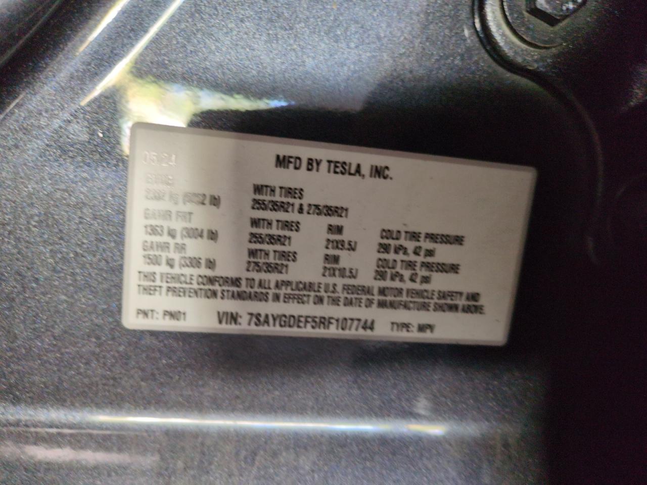 7SAYGDEF5RF107744 2024 Tesla Model Y