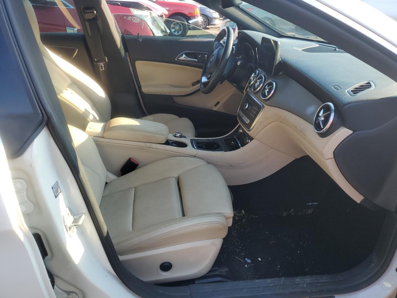 WDDSJ4EBXJN593562 2018 Mercedes-Benz Cla 250