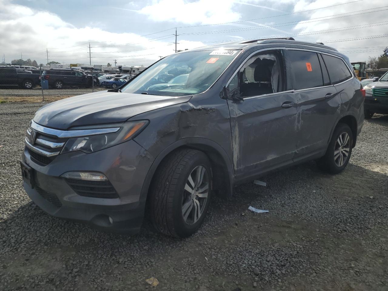 5FNYF6H69JB023597 2018 Honda Pilot Exl