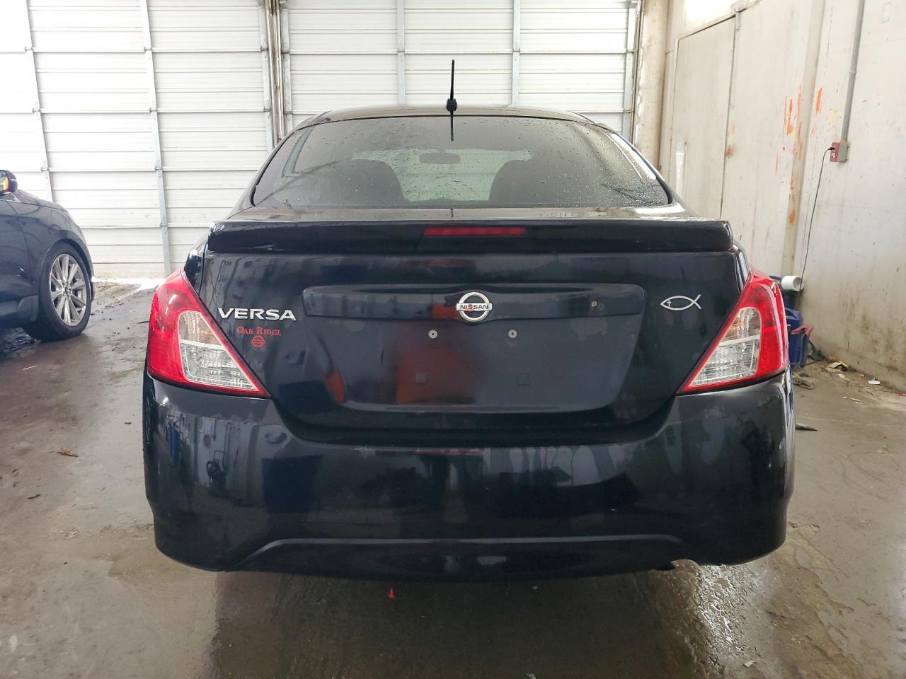 3N1CN7AP3JL843684 2018 Nissan Versa S