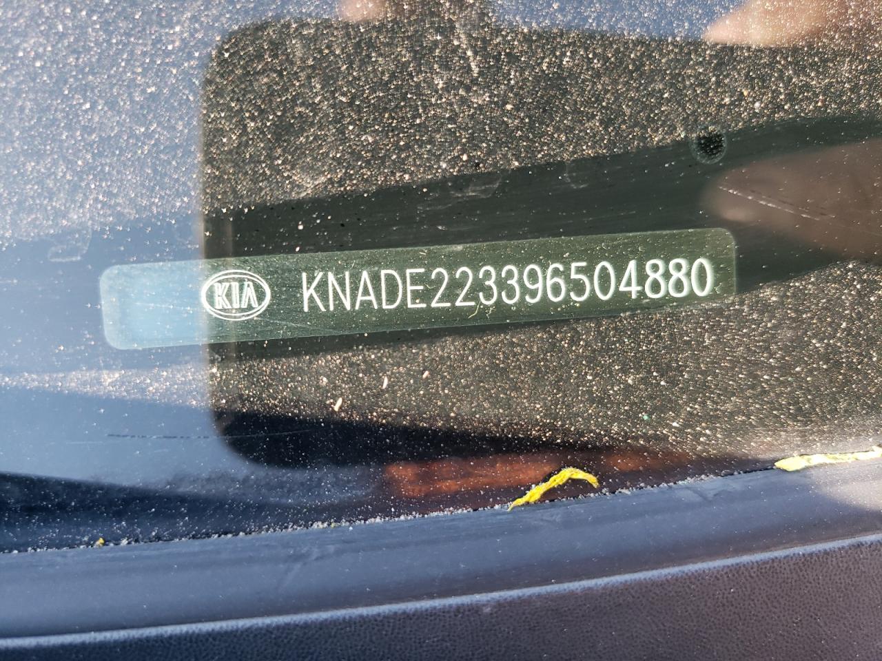 KNADE223396504880 2009 Kia Rio Base