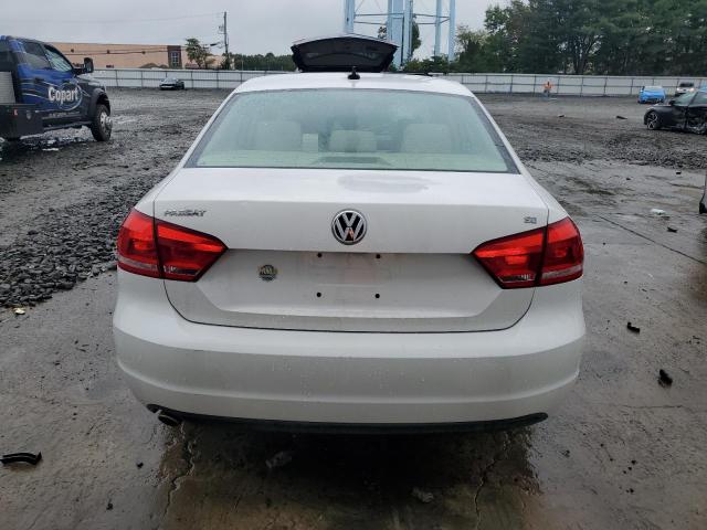  VOLKSWAGEN PASSAT 2012 Белый