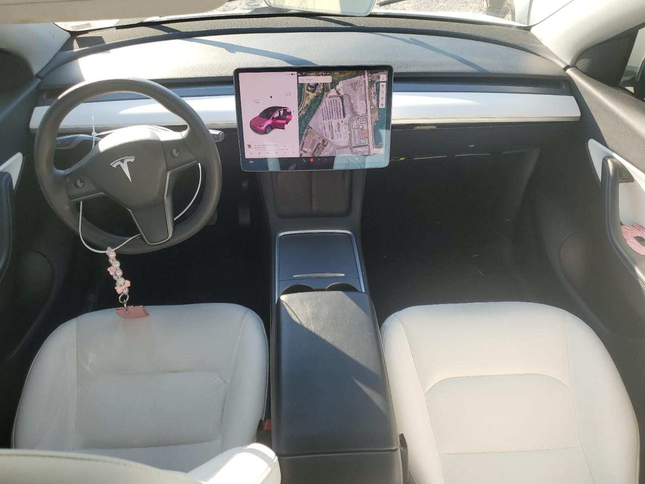 5YJYGDEE9MF255683 2021 Tesla Model Y