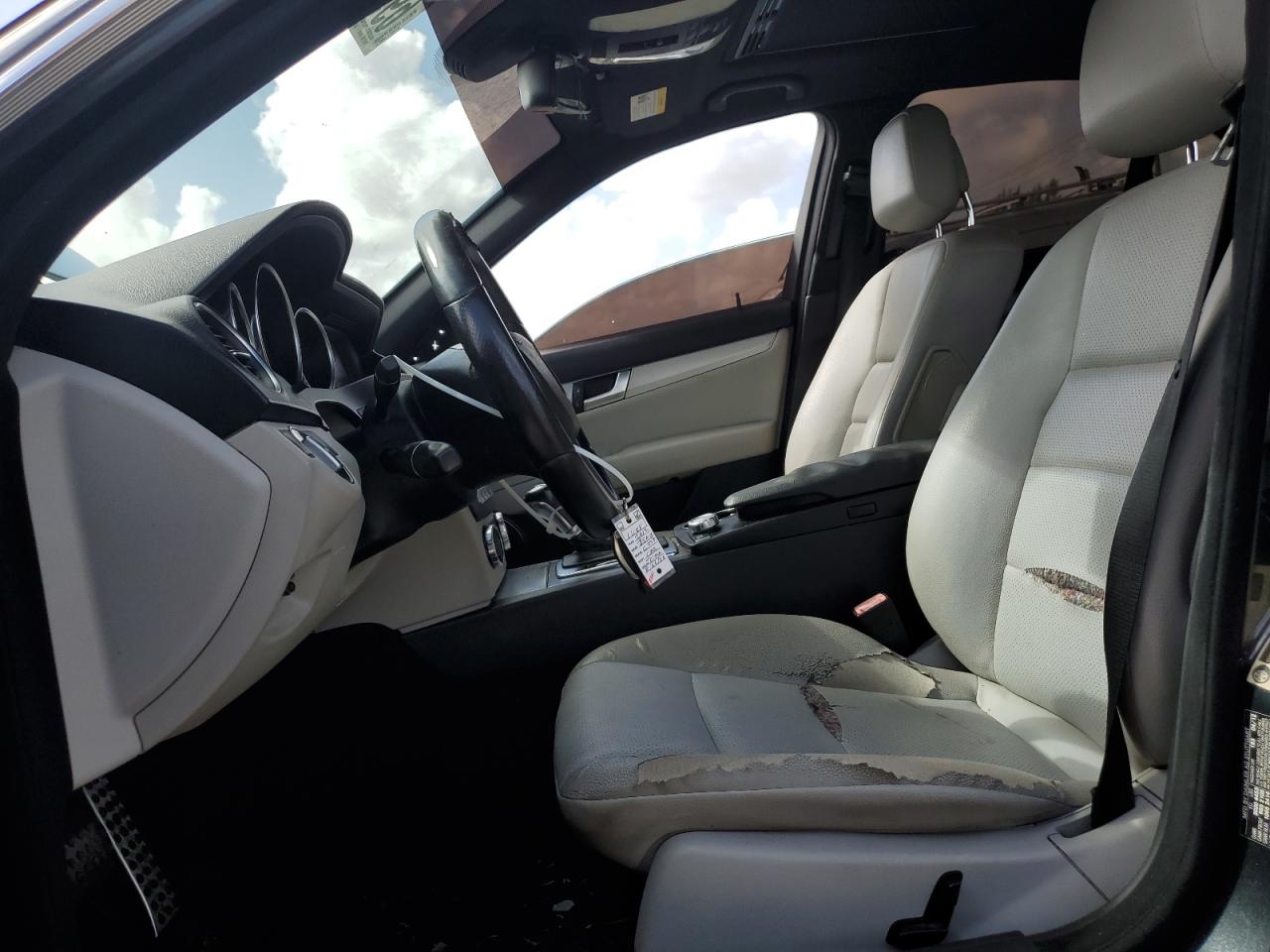 2012 Mercedes-Benz C 250 VIN: WDDGF4HB4CR231564 Lot: 69995164