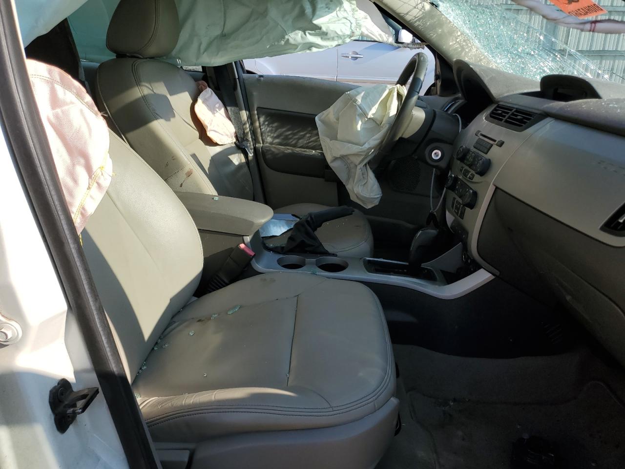 2011 Ford Focus - Image 7