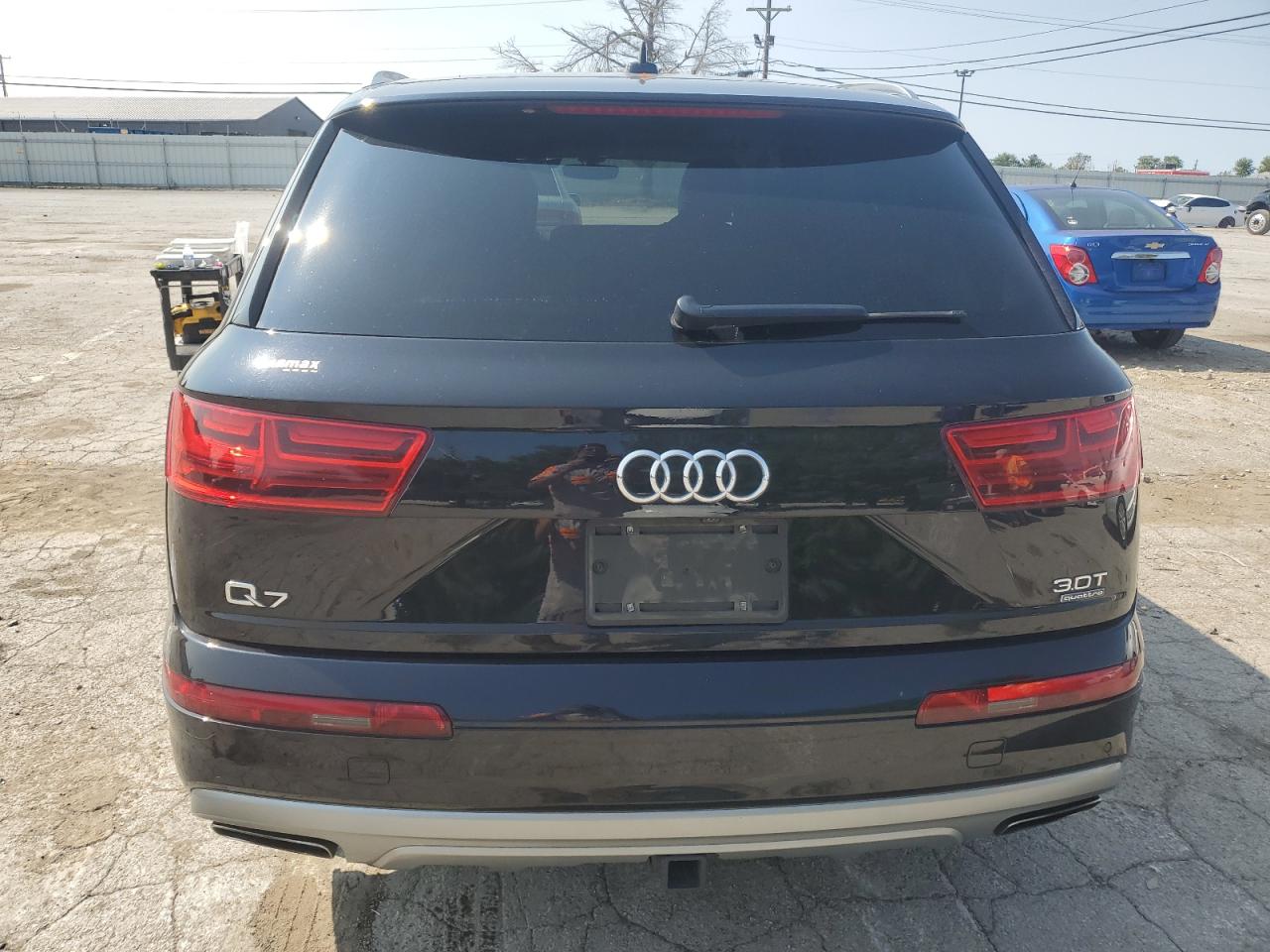 2017 Audi Q7 Prestige VIN: WA1VAAF73HD002630 Lot: 69662394