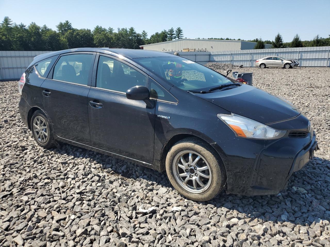 2017 Toyota Prius V VIN: JTDZN3EUXHJ057401 Lot: 69673184