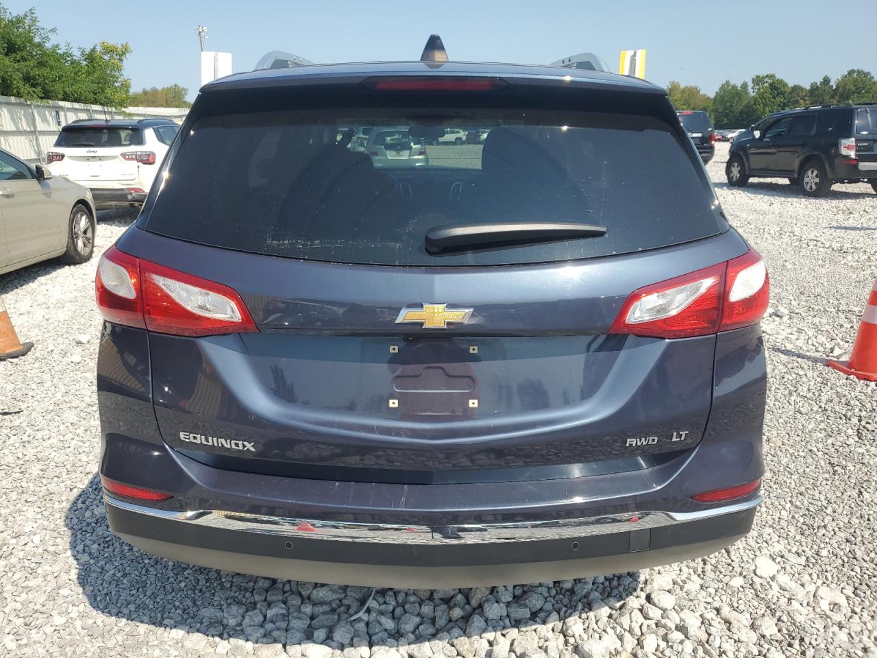 3GNAXSEV0JL105018 2018 Chevrolet Equinox Lt