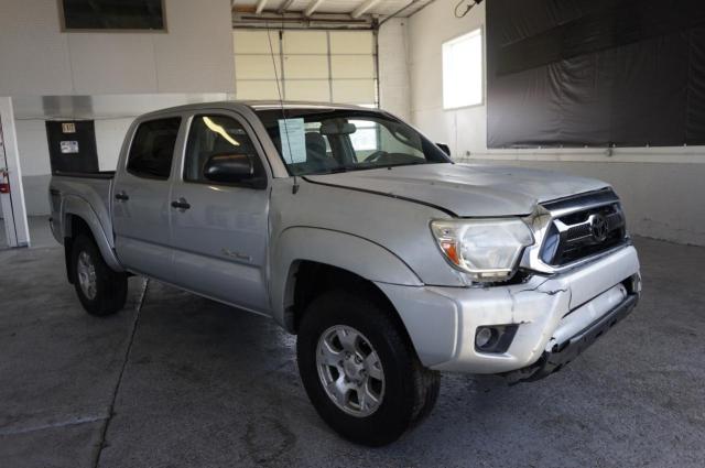 Пікапи TOYOTA TACOMA 2012 Сріблястий