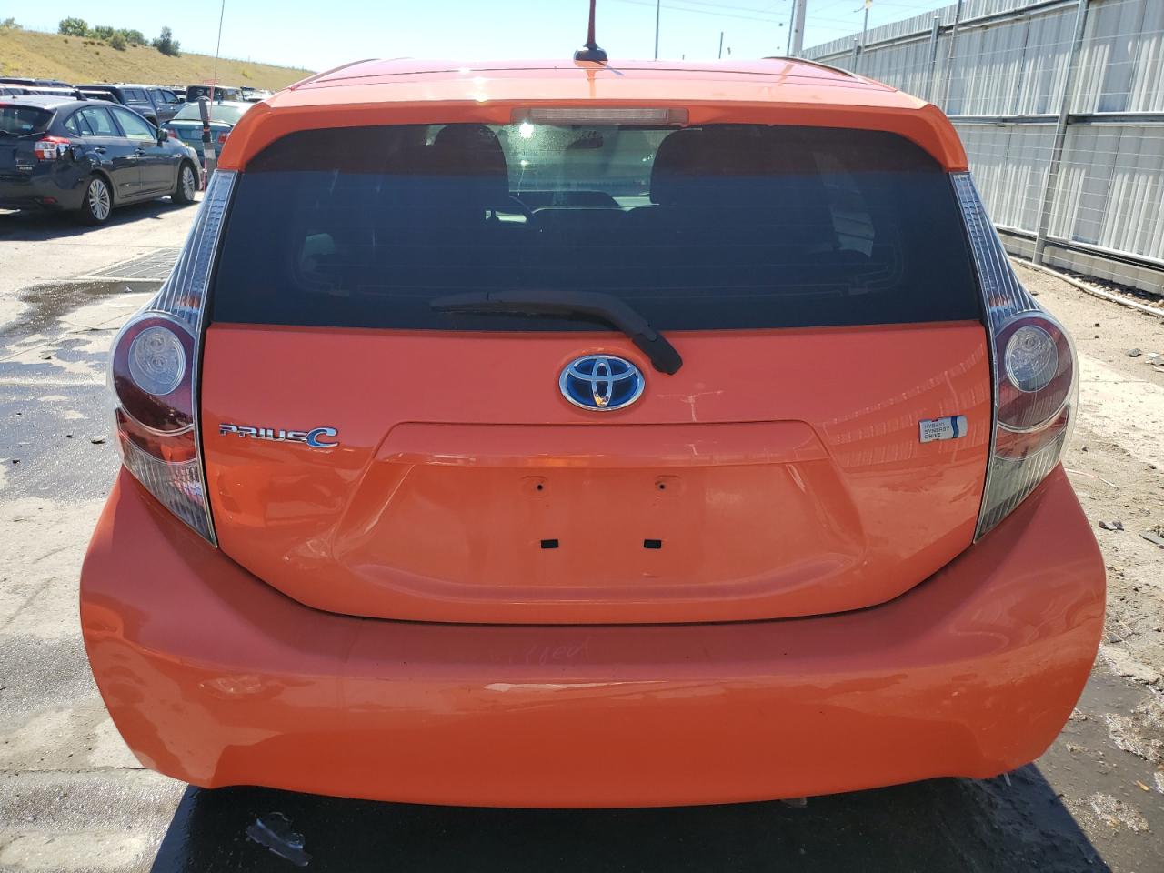 2014 Toyota Prius C VIN: JTDKDTB34E1061150 Lot: 73058344