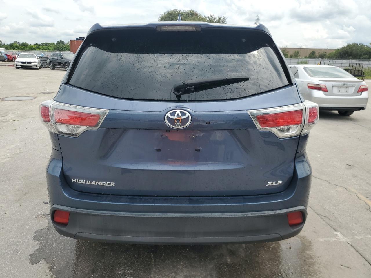 2016 Toyota Highlander Xle VIN: 5TDKKRFH6GS502913 Lot: 70963334