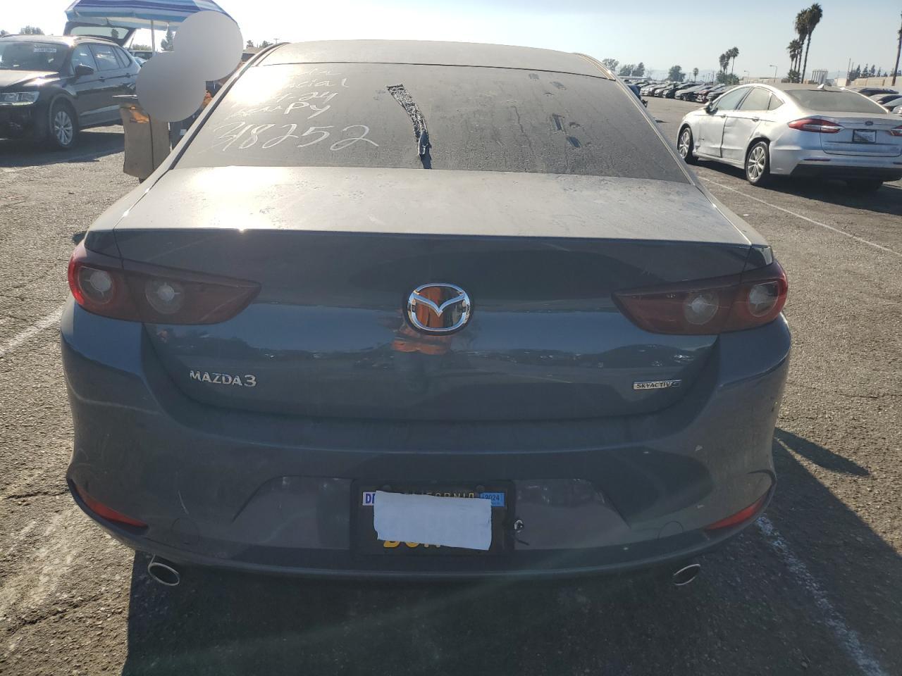 2022 Mazda 3 - Image 6