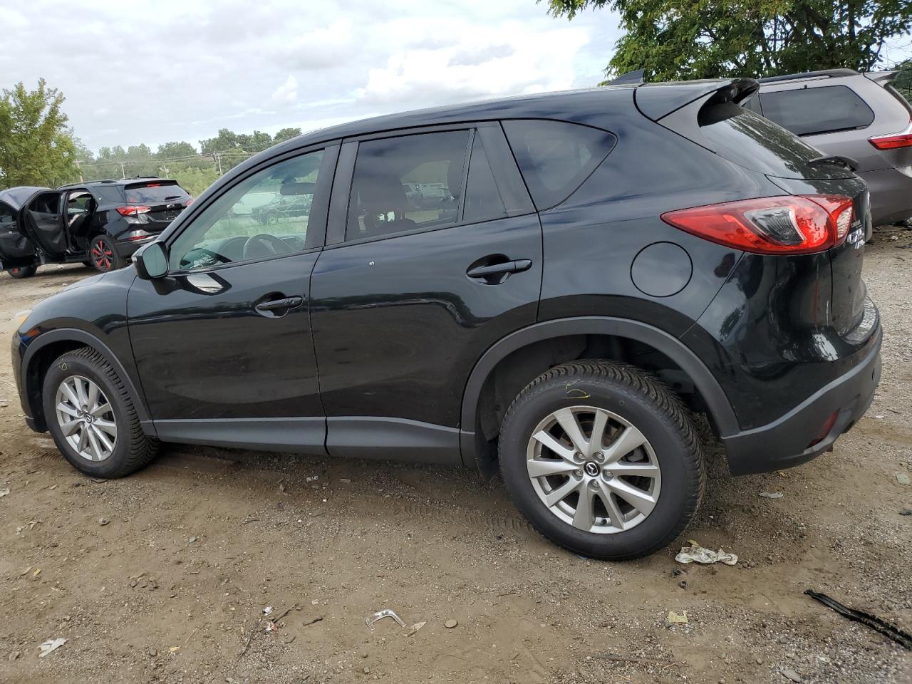 JM3KE4CY7G0643014 2016 MAZDA CX-5 - Image 2