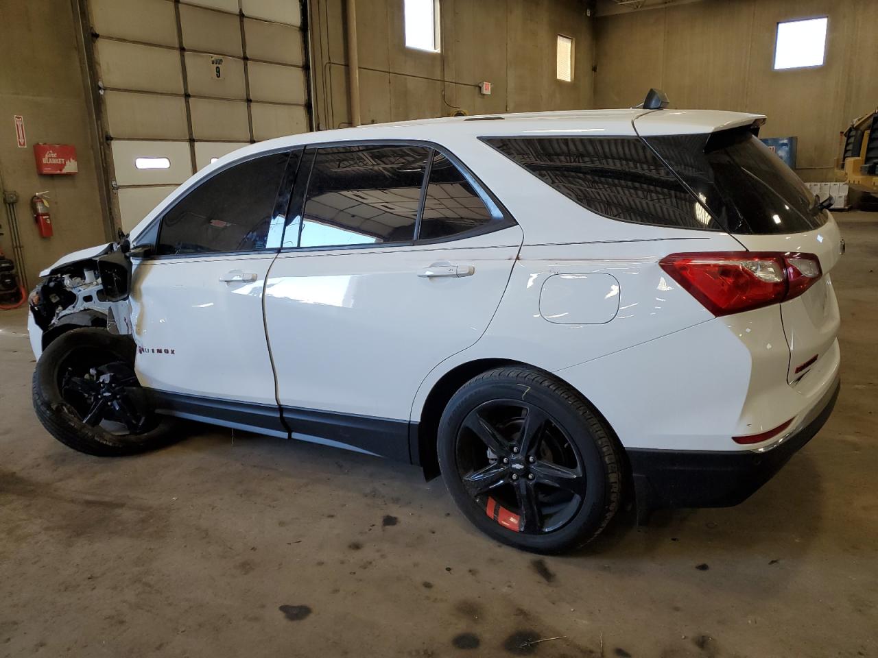2019 Chevrolet Equinox - Image 2