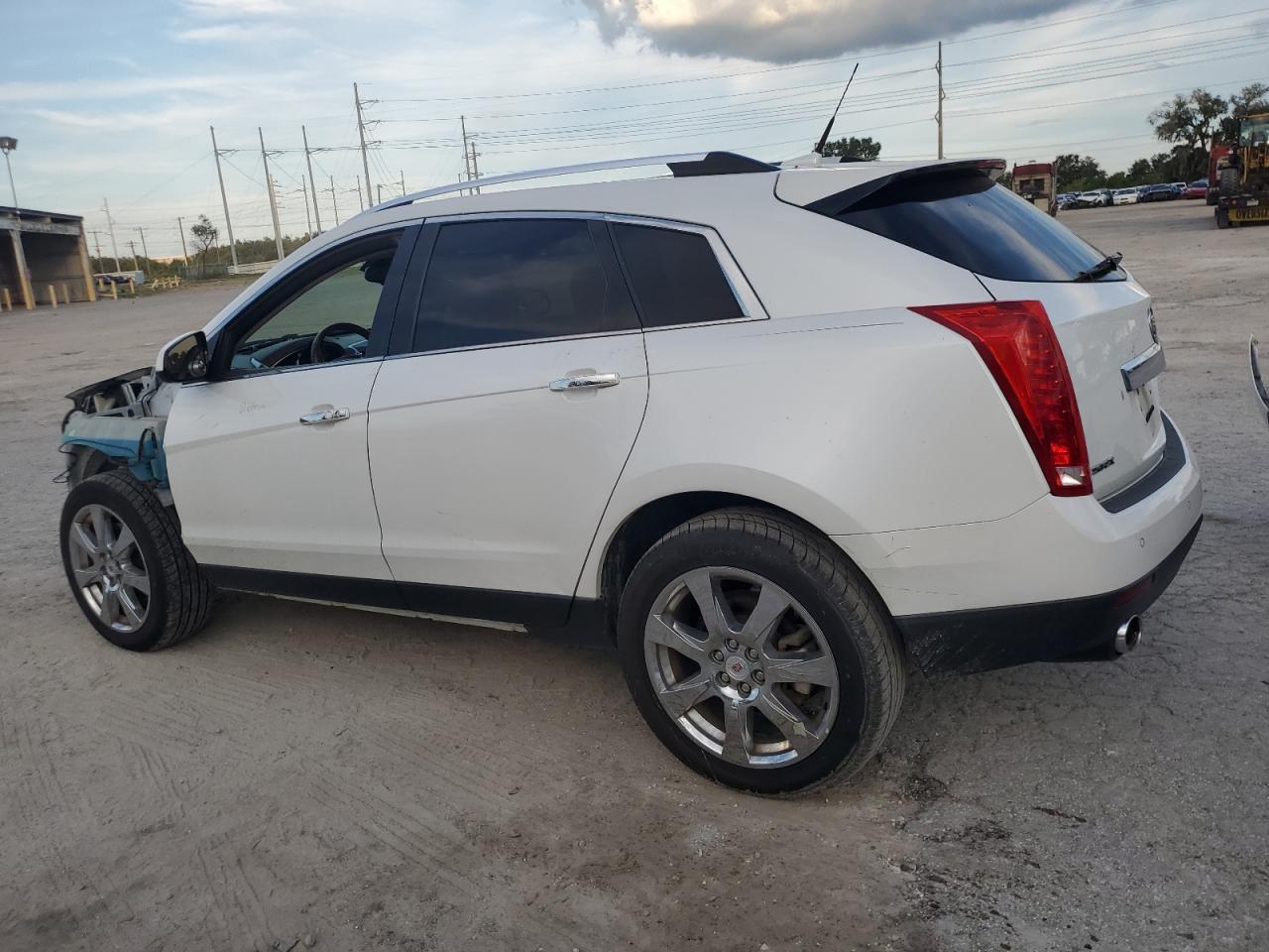 2011 Cadillac SRX - Image 2